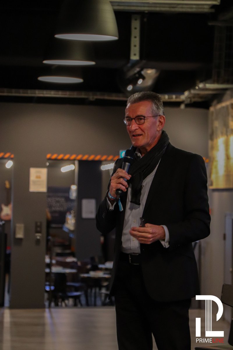 Le @SKEMA <a href="/Strategy_Summit/">S-Kube</a> c'était il y a un mois déjà 😱 !! 
En introduction: la conférence inaugurale exceptionnelle de Didier Bonnet (<a href="/didiebon/">Didier Bonnet</a>), Senior VP &amp; Global Practice Leader Digital Transformation chez <a href="/CapgeminiInvent/">Capgemini Invent</a> sur les nouveaux #businessmodels