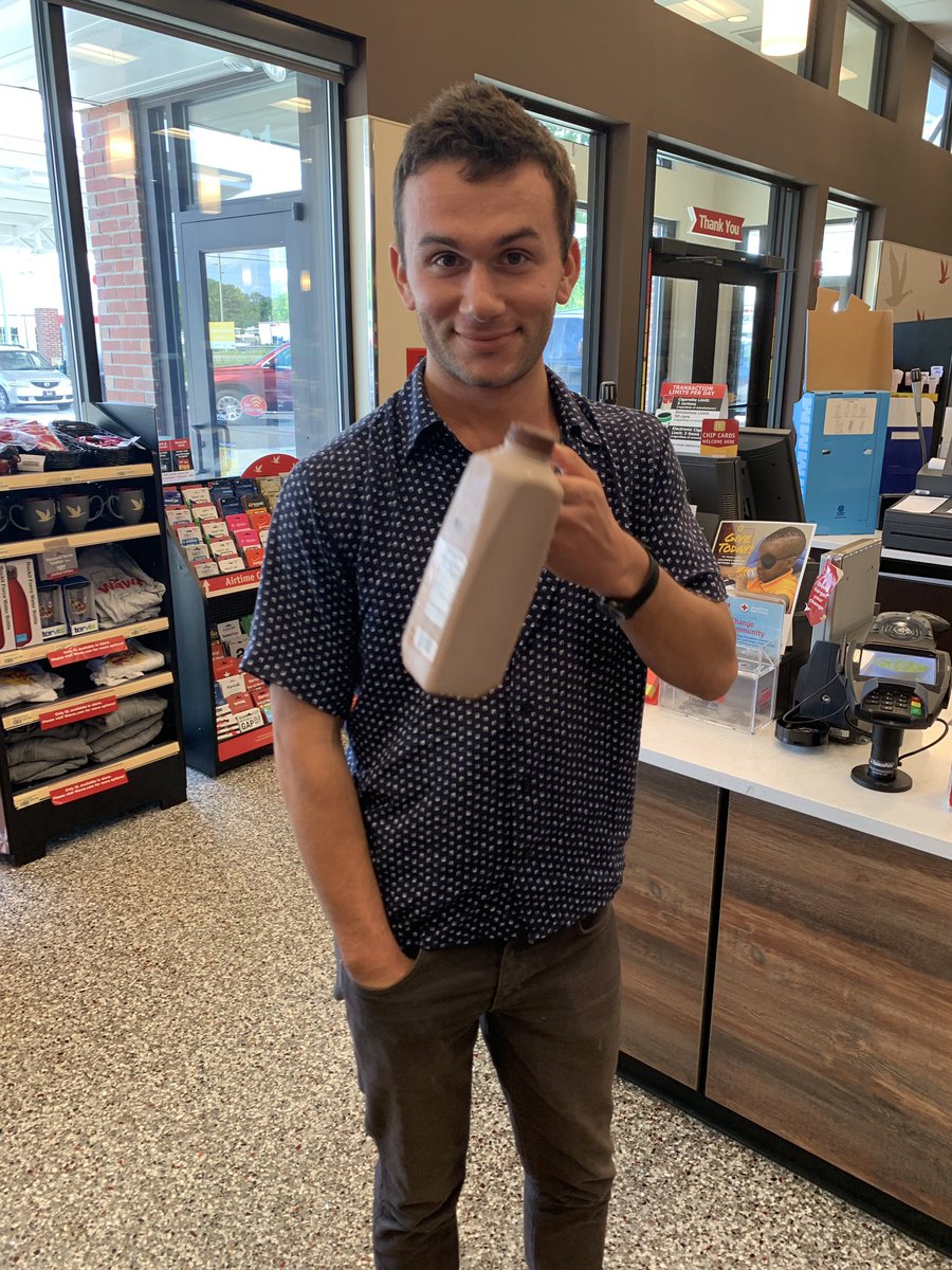 HarrisAllen's tweet photo. Good luck in Africa dan!!!! Drink more milk https://t.co/XZxvlEbzvq