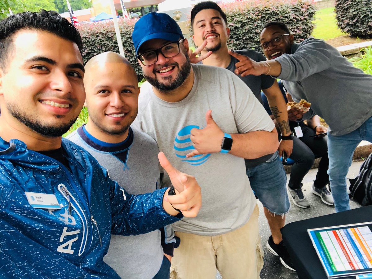BarryErskine3's tweet photo. Getting outside of our four walls today at the Race City Festival In Mooresville, NC. #FearVIEW 🧟♂️ #RodgersTHAT #BarryGood #TeamCharLIT 🔥 @nickadee89 @MarqRodgers @AdamMRagab @404girl https://t.co/eQMeeNzFyd