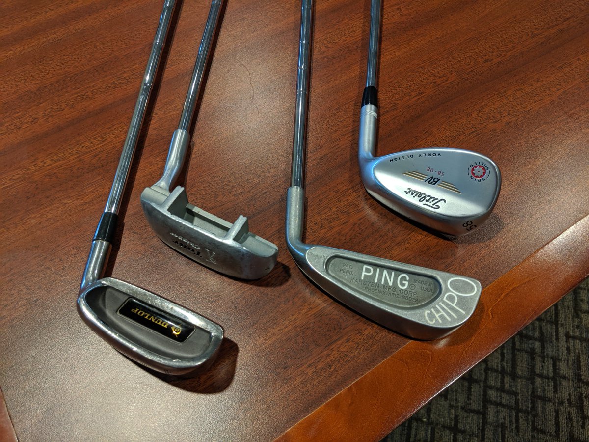 HubbardGolf's tweet photo. From mens association this week: "So you're telling me I cant use my old Vokey because of non conforming grooves, but this guy can use his chipper?" https://t.co/iaYfSfKKzR