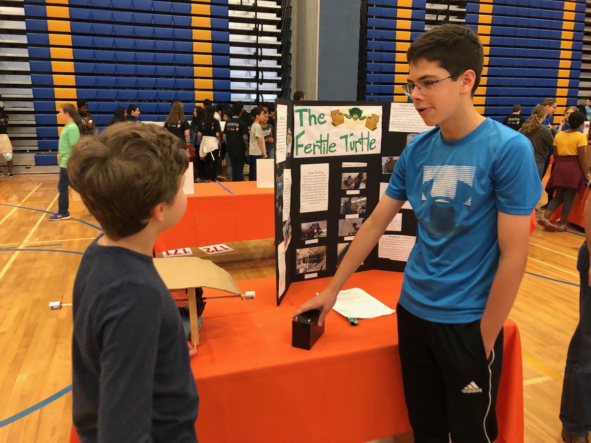 killn_mesmalls's tweet photo. Global Tech System students explain the Fertile Turtle concept to judges at the ITF Challenge Summit @DrTTownsend @RoMcNary https://t.co/b582yELtVO