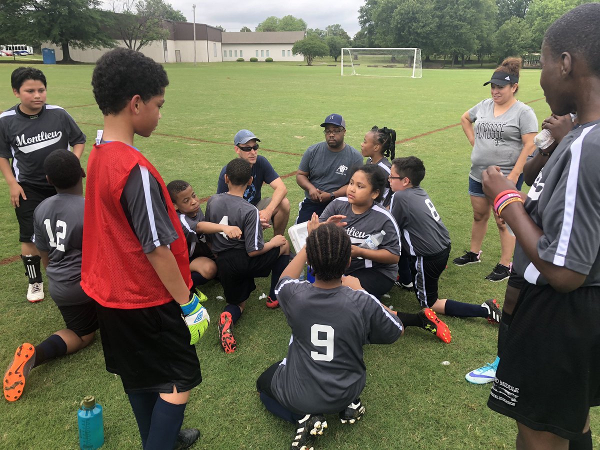 jpcooper1213's tweet photo. @Montlieu_Acad Thunder for the WIN! Cheering for our student athletes today was a full body workout! So much fun! ⚽️💙 #montlieuchampions https://t.co/u3lHluPC1M