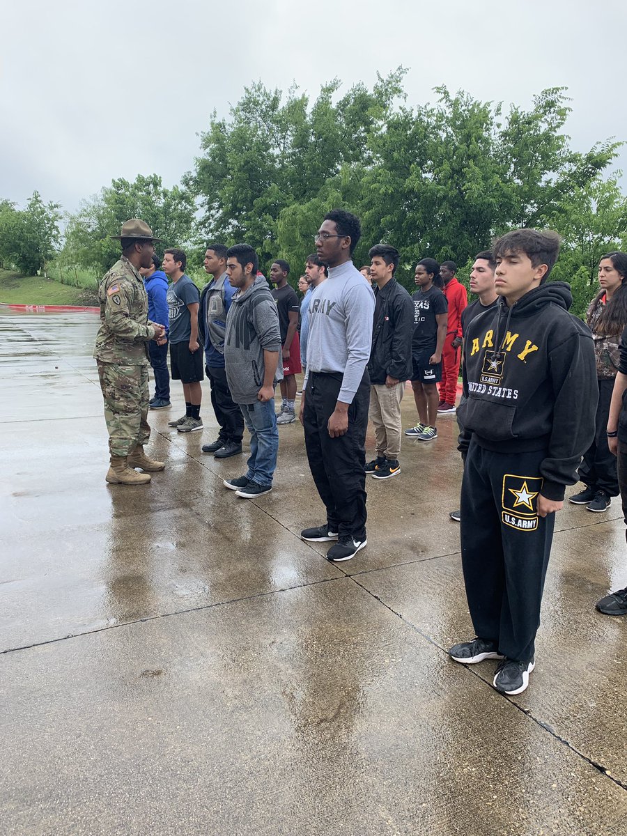 US Army Fort Worth Recruiting Station (@army_worth) on Twitter photo Drill Sergeant Pearson met with the Future Soldiers of SFW to give them direction and insight before shipping to Basic Combat Training #DrillSergeant #Infantry #InOurBoots <a href="/FTWRecruitingCO/">Fort Worth Recruiting CO</a> <a href="/USARDallasBNCDR/">Dallas BN CDR</a> <a href="/ArmyDallas_VRT/">U.S. Army VRT Dallas</a> <a href="/dallas_bn/">Dallas BN</a> <a href="/USARDallasBNCDR/">Dallas BN CDR</a> @CSM_Dallas Drill Sergeant Pearson met with the Future Soldiers of SFW to give them direction and insight before shipping to Basic Combat Training #DrillSergeant #Infantry #InOurBoots <a href="/FTWRecruitingCO/">Fort Worth Recruiting CO</a> <a href="/USARDallasBNCDR/">Dallas BN CDR</a> <a href="/ArmyDallas_VRT/">U.S. Army VRT Dallas</a> <a href="/dallas_bn/">Dallas BN</a> <a href="/USARDallasBNCDR/">Dallas BN CDR</a> @CSM_Dallas