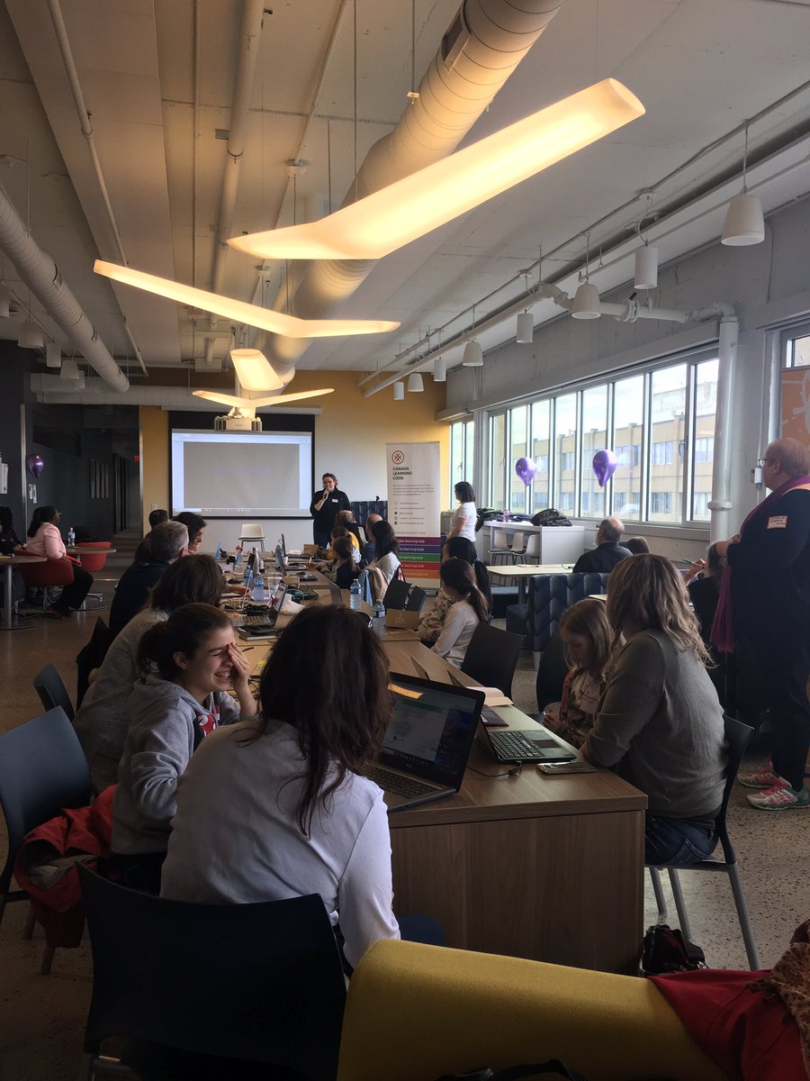 Absolute superstar <a href="/MDoveDesign/">Meghan Dove</a> 🌟✨stepping in to instruct the English #GLCCODEDAY workshop! 🙏🙏🙏