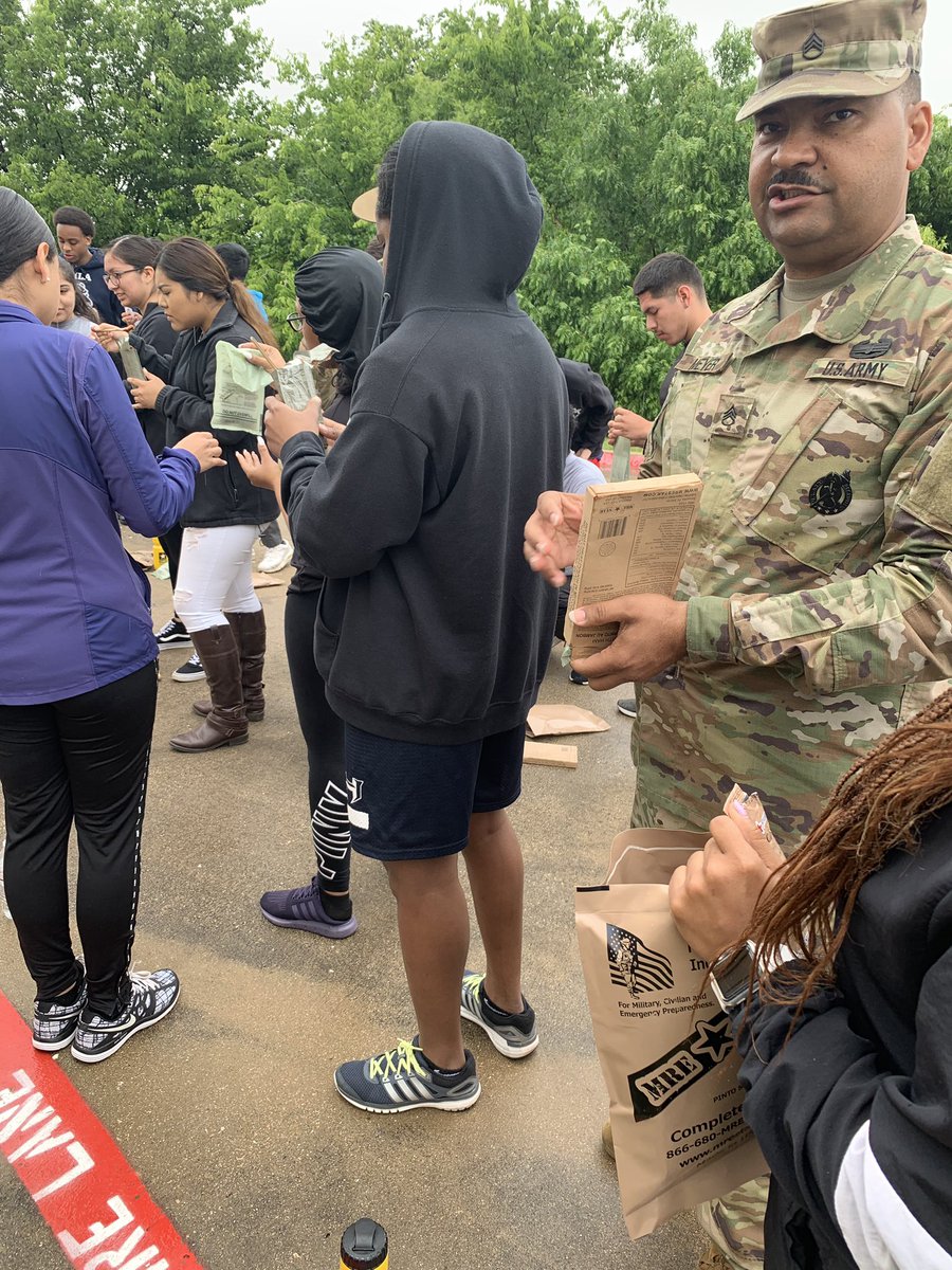 US Army Fort Worth Recruiting Station (@army_worth) on Twitter photo Future Soldiers were given the opportunity to learn how to prepare a MRE field ration by Drill Sergeant Pearson and the NCOs of SFW. #InOurBoots #Army #ChiliMac <a href="/FTWRecruitingCO/">Fort Worth Recruiting CO</a> <a href="/dallas_bn/">Dallas BN</a> <a href="/USARDallasBNCDR/">Dallas BN CDR</a> @CSM_Dallas <a href="/ArmyDallas_VRT/">U.S. Army VRT Dallas</a> Future Soldiers were given the opportunity to learn how to prepare a MRE field ration by Drill Sergeant Pearson and the NCOs of SFW. #InOurBoots #Army #ChiliMac <a href="/FTWRecruitingCO/">Fort Worth Recruiting CO</a> <a href="/dallas_bn/">Dallas BN</a> <a href="/USARDallasBNCDR/">Dallas BN CDR</a> @CSM_Dallas <a href="/ArmyDallas_VRT/">U.S. Army VRT Dallas</a>