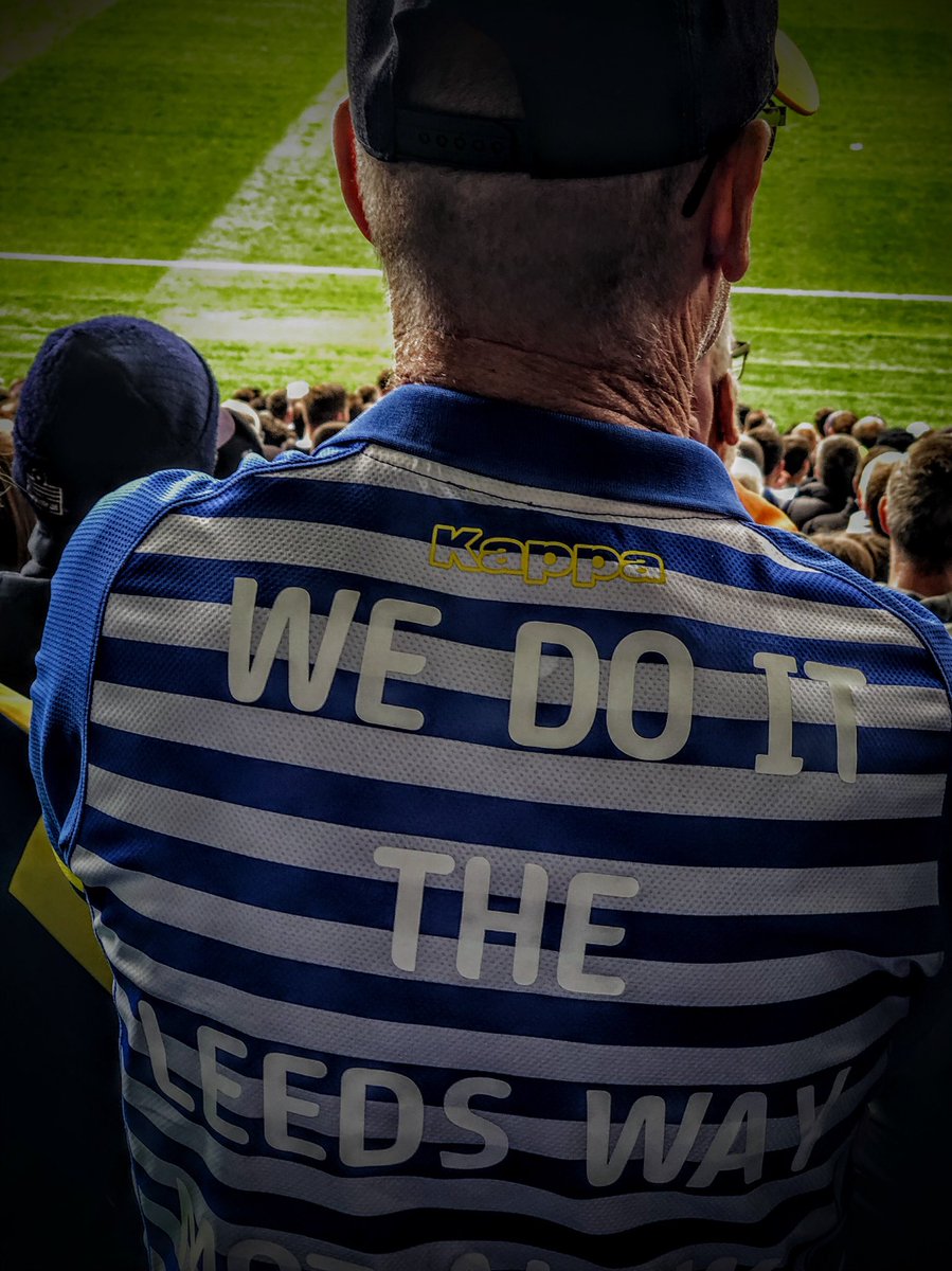 drmahendrapatel's tweet photo. I’m sooooooo happeeee #lufc #totfl #waccoe #mot delighted to see #roofe doing the business #EFL #SkyBetPlayOffs 
DERBY COUNTY 0-1 LEEDS 
Just look at dream scoreline👇🏼
I’m streaming it from train —never done that before thanks to my friend @iQFilmmaker 

#bielsaboys #baloobielsa https://t.co/aXlsVzobYm