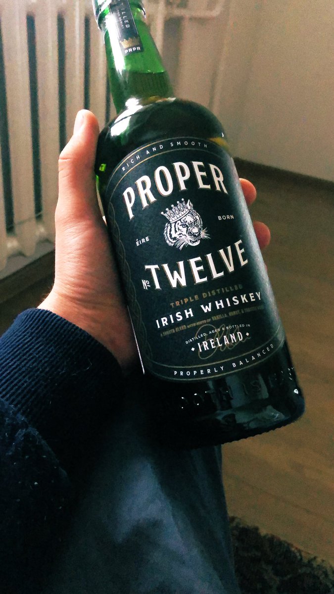 Klawinjshh's tweet image. Hello from Latvia @TheNotoriousMMA , finally I got the best whiskey. #TheBestfighter #thebestwhiskey. 💪🏽👍🏻🇱🇻🇮🇪