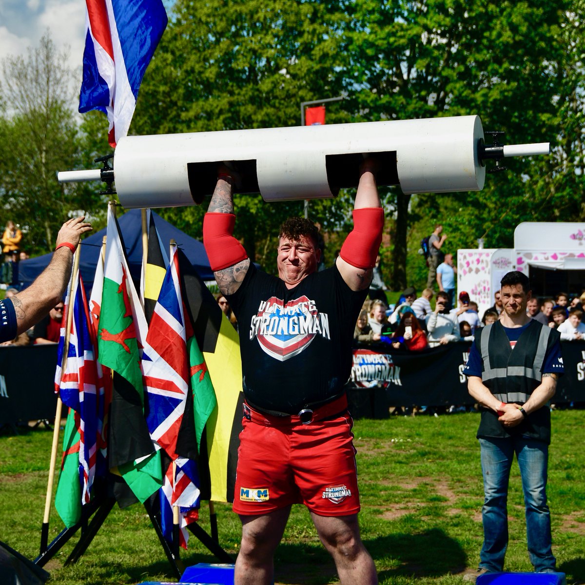 An afternoon spent in the company of Wales' strongest men at <a href="/TelfordTownPark/">Telford Town Park</a>. 

More photos: flic.kr/s/aHskUupzGS

#StrongmanTelford #TBFiesta2019 
<a href="/TelfordWrekin/">Telford & Wrekin Council</a>
