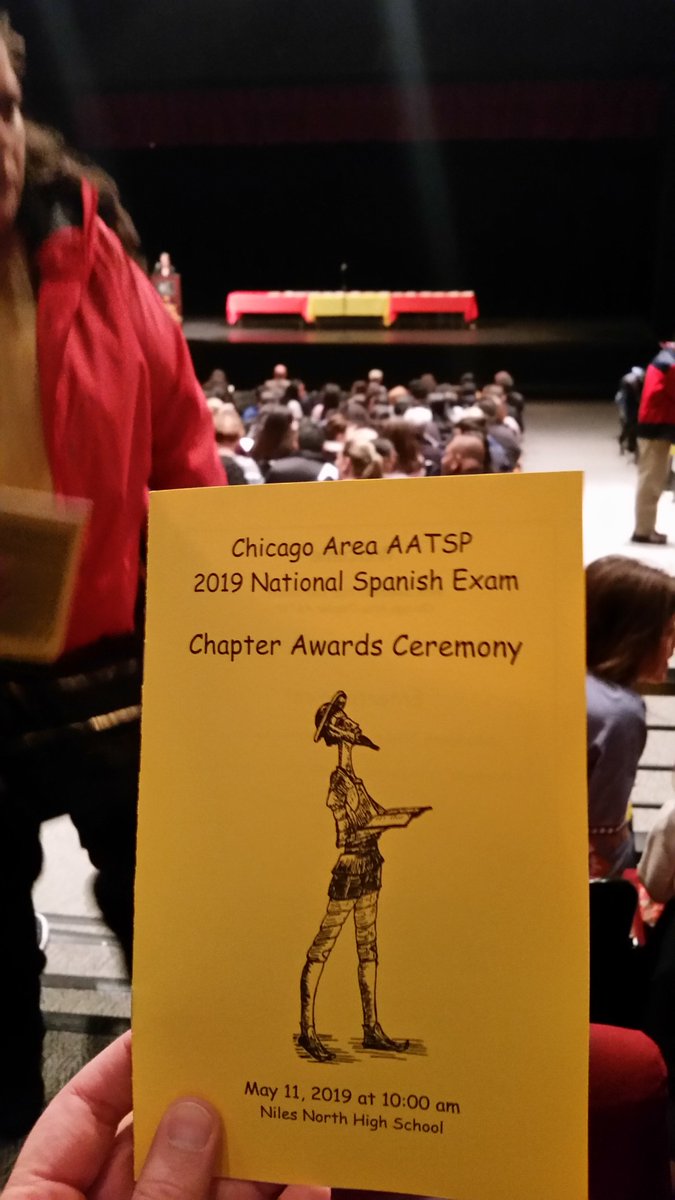ProfeStathakis's tweet image. So proud of our BJH linguists who were honored today for their Spanish achievement at the #NSEAWARDS2019!  Twenty-nine BJH students were selected from a pool of 6,000 who competed in the Chicago region.  ¡Buen trabajo, estudiantes! #D53learns @SraKorhonen @SenoraVargocko