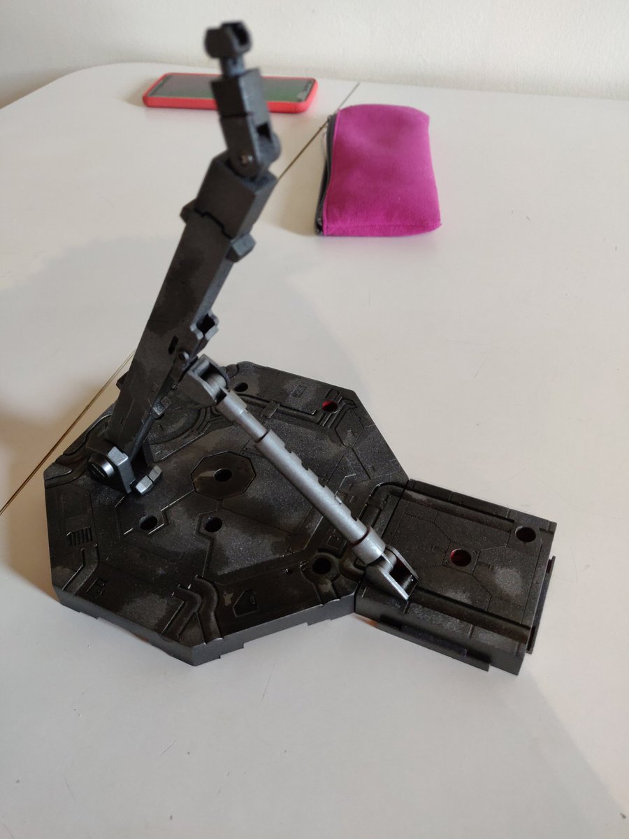 teclisb's tweet photo. Work on an action base for gunpla. Why did I bought a red one?!? #gunpla #gundam #actionbase #airbrush https://t.co/amw9BgM9eO