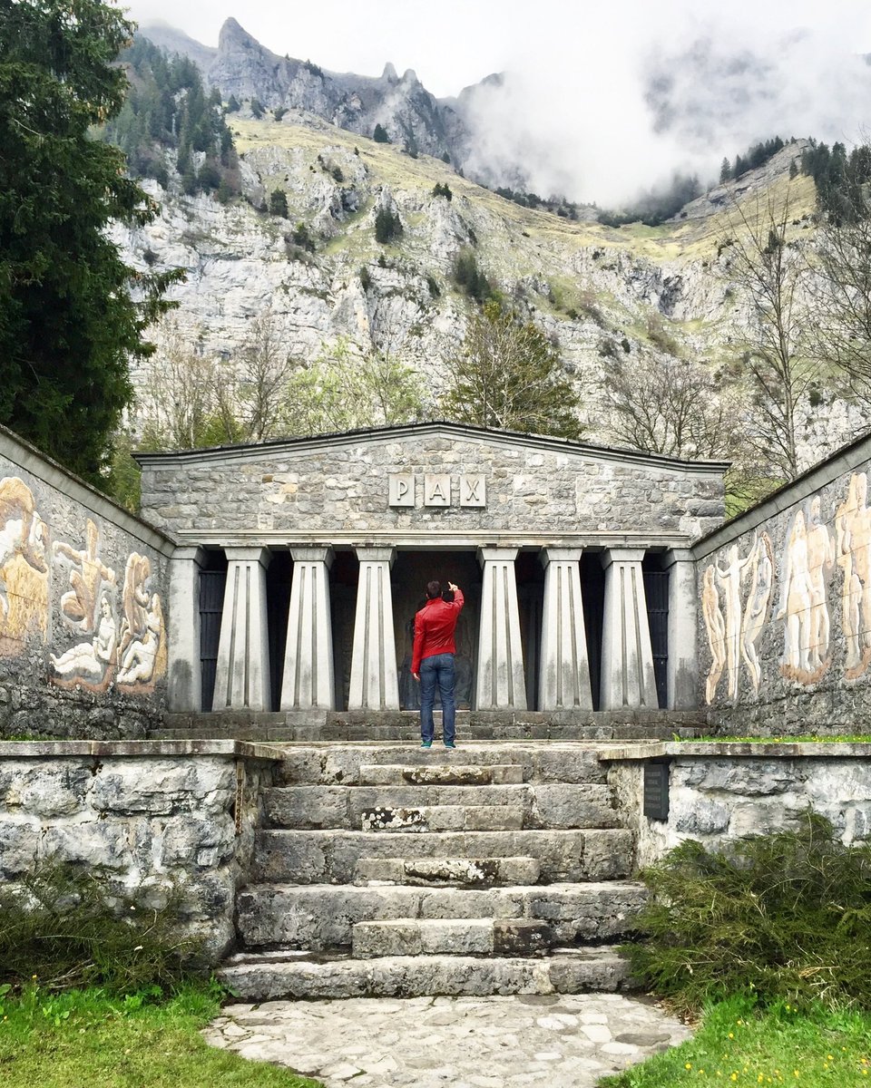 davecodexx's tweet image. The Paxmal Monument 🇨🇭
#tinydavecodex #switzerland #mountains #inlovewithswitzerland #davecodex