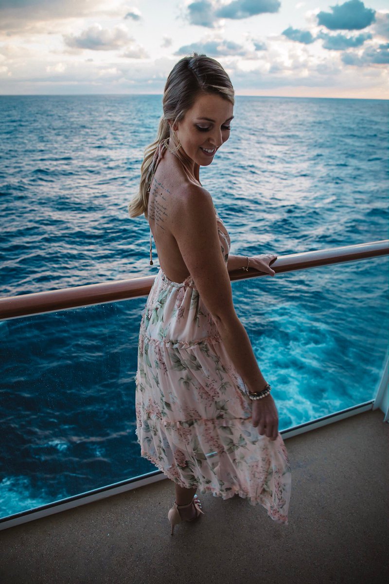 sunseekinstyle's tweet photo. Bermuda Vacation Outfit Roundup - Dinner Looks https://t.co/6V0k2JbNHx #datenightoutfit #dinnerlook #dressup #vacationstyle #cruisestyle #resortwear #fashioninspo #bloggerstyle #vacationoutfits #dinneroutfit https://t.co/D1zFqBmVz3