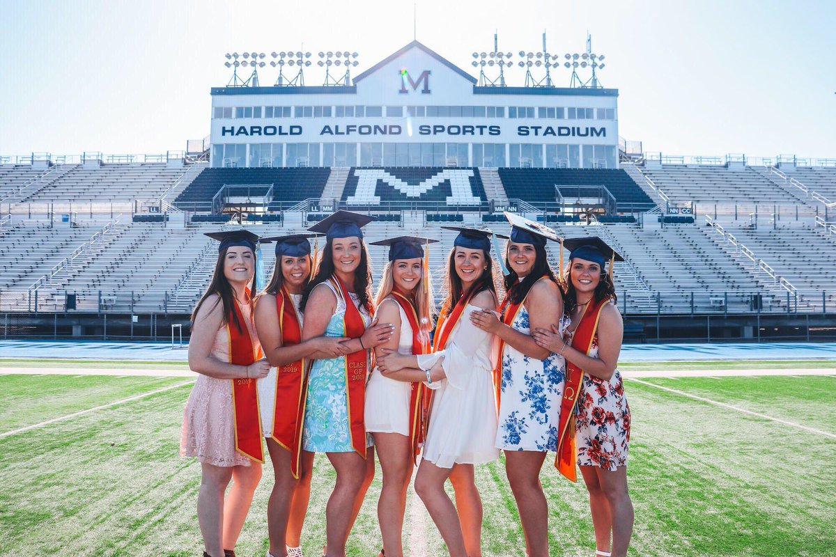 Congrats to our seniors! We’re so excited to see all of the amazing things you do! We’ll miss you❤️