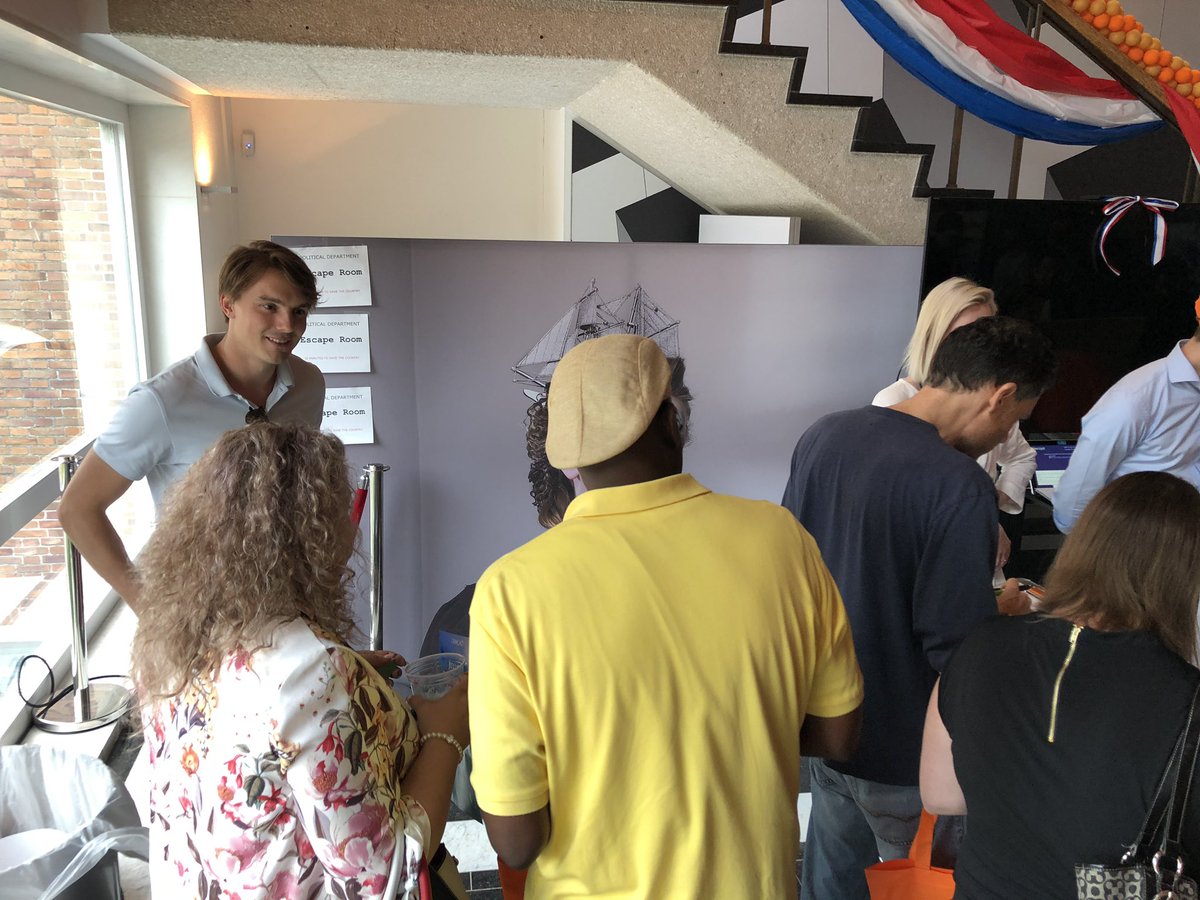 Amazing participation at #EUOpenHouse @NLintheUSA at the political department #Quiz and new this year #EscapeRoom Two more hours to come and check this out!!!