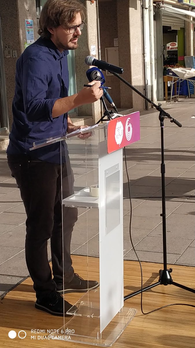 fempoblespribes's tweet photo. Engeguem la campanya d'actes a la Plaça Sant Jordi de Les Roquetes!

Hem explicat el que hem fet aquests quatre anys i els eixos del nou programa!

Continuem lluitant per transformar el futur!

#SPRibes https://t.co/7cDYYBQj6t