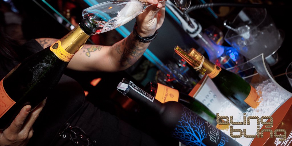 Bling Bling Bcn (@blingblingbcn) on Twitter photo 