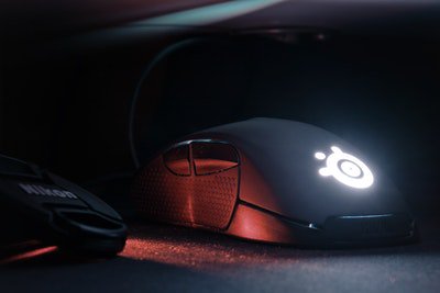 BlazeMediaES's tweet photo. Sabemos que muchos de vosotros soís unos completos aficionados al gaming, es por eso mismo que estamos preparando algo en relación a la imágen de acontinuación 😗 https://t.co/D71FjTsbm6