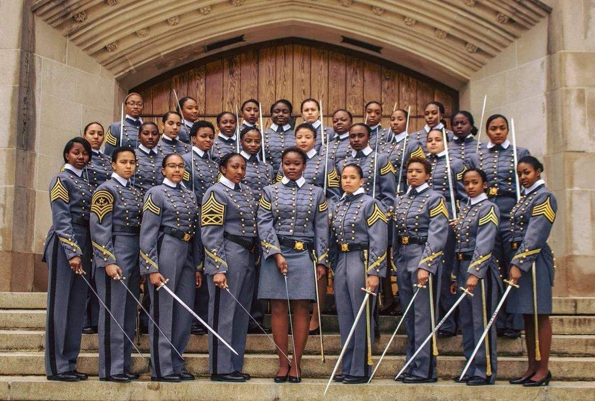 #blackisbeautiful 
#BlackGirlMagic
#SaturdayThoughts 

for the first time EVER the West Point class of 2019 contained 32 beautiful women

such a great accomplishment!

CONGRATULATIONS!