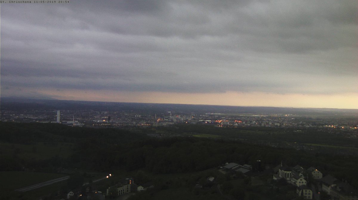 RheinTemp's tweet image. Dasch's wieder gsi...
#scheene Obe 🌇
Leichter Regen bi 8,29°C und d'Fisch im Rhy hän 11,5 °C