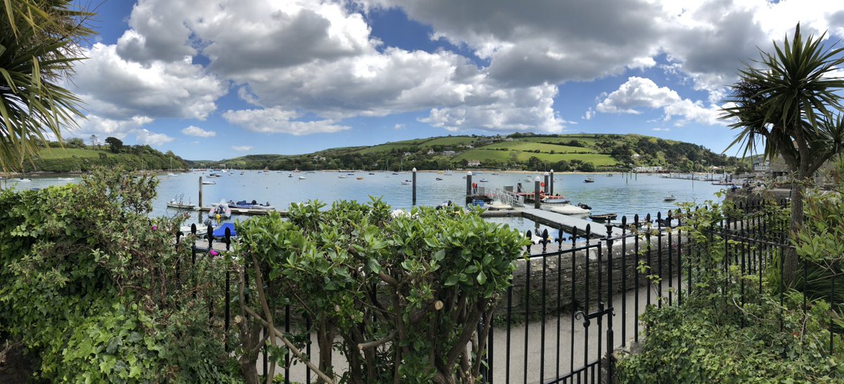 mattkvesic's tweet image. Beautiful day down in Salcombe catching up with the Pennell’s &amp;amp; Grove’s. Couldn’t have asked for a better day ☀️ Managed to get my baby practice in with little Ottie too 👼🏻 Thanks guys @chris_pennell @jo_pens @AlexGrove @FelicityKvesic 😘 #DevonIsHeaven