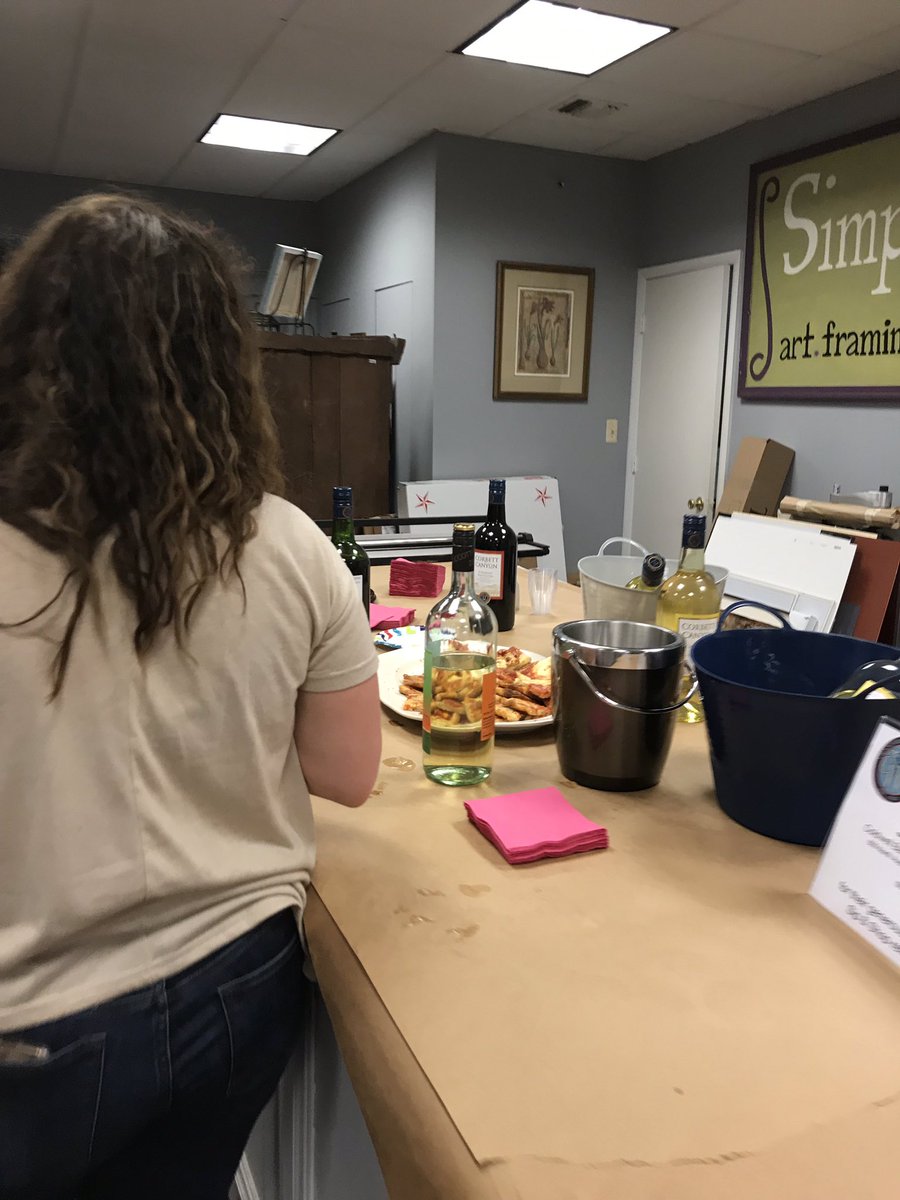 Thank you to everyone who came to the sip and shop event last night and a huge thanks the Cranford Women’s Club for making it happen! It was a fun and successful night! #sipandshop #simply #smallbusiness #cranford #westfield #garwood #fanwood #springfield #roselle #rosellepark