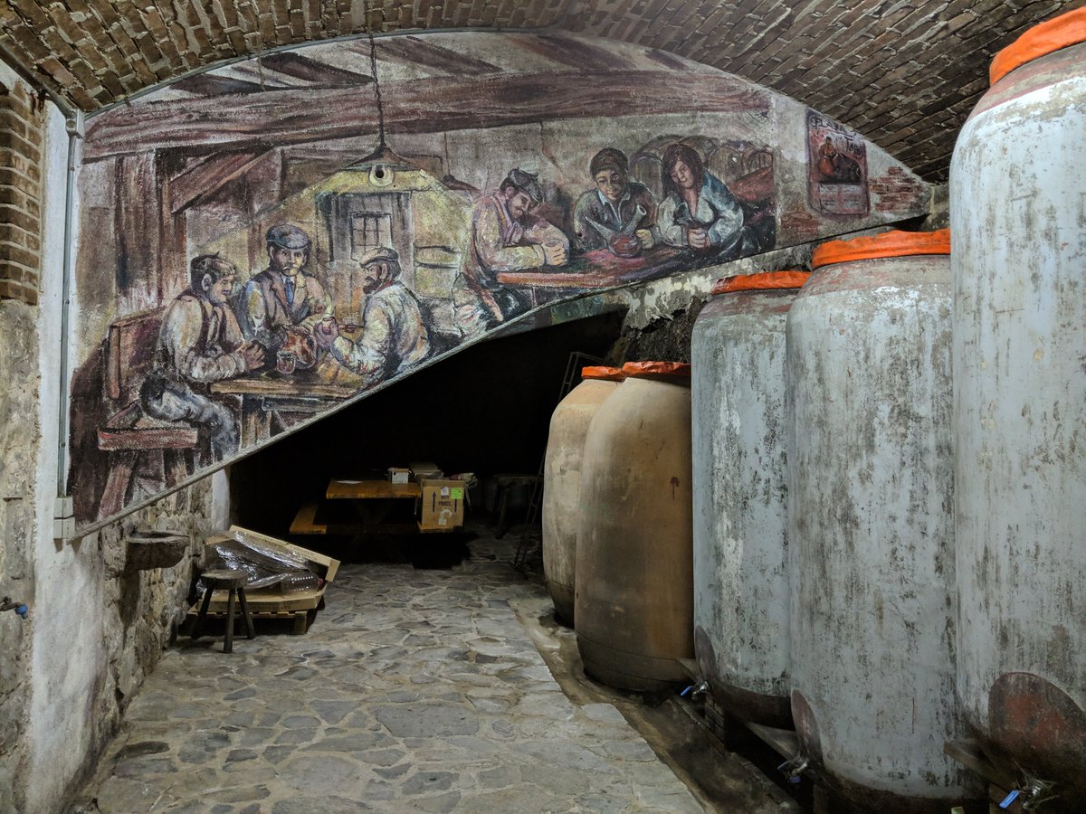 deturismoweb's tweet photo. #Viajes - RT imanesdeviaje: Una de las cosas más lebaniegas que puedes encontrarte: orujoselcoteron. Una visita de lujo para probar una bebida con tradición.  #DescubreLiebana #cantabriainfinita liebana_rural cant_infinita ValledeCamaleno AlimentosCantab https://t.co/1Gd90gFPfh…