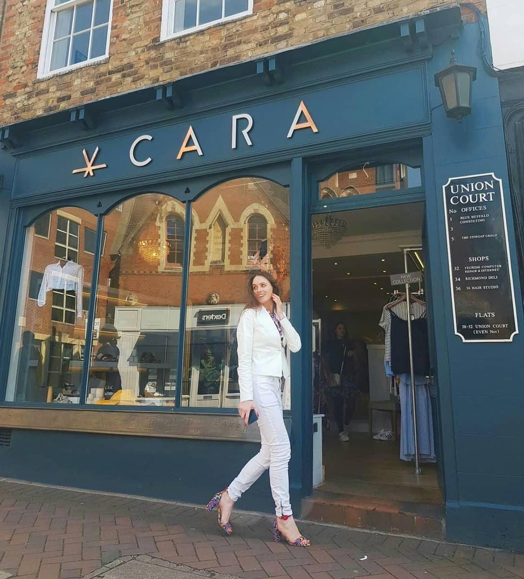 It's a Cara life darling🥂 We had such an incredible day yesterday with total superstar Dani Koroma, image consultant, personal stylist and expert beautician, offering free consultations in our summer bedecked studio carashoes.co.uk/item.asp?id=54…