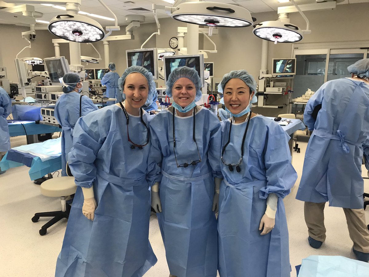 mayoclinichand's tweet photo. A wonderful AO Advanced Upper Extremity course in Tampa, FL with chair Dr. Marco Rizzo, faculty Dr. Peter Rhee, and our awesome girl power of Mayo Clinic residents going into hand surgery (Dr. Chelsea Boe, Dr. Christine Oh, Dr. Katie Kollitz). #futureofhandsurgery https://t.co/f7PipDKrEG