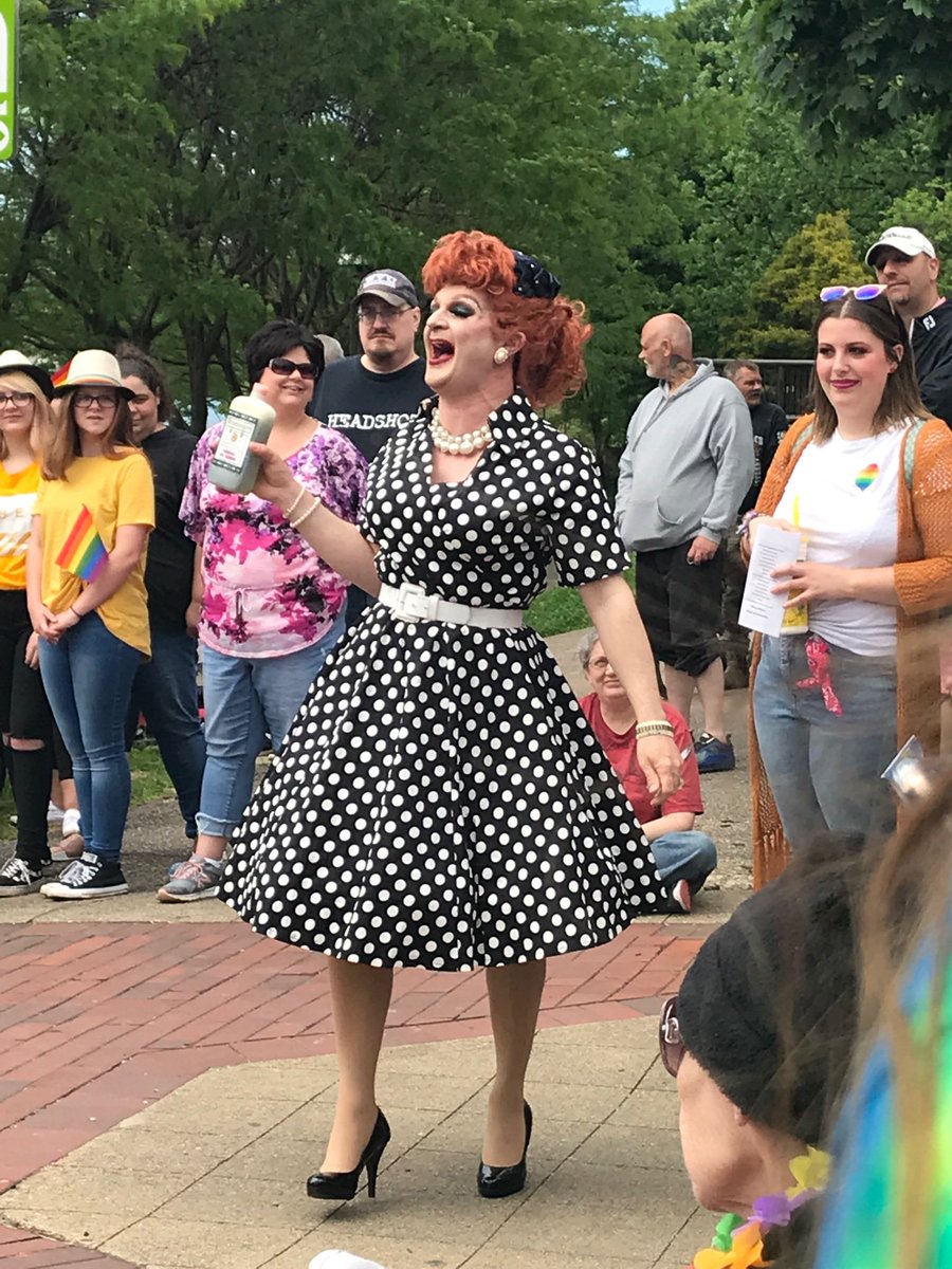 OVRollerGirls's tweet image. Vitameatavegamin. Who loves Lucy?! Omg such a hysterical performance!! 

#OVRG #OhioValleyPride #OVPride #OhioValleyPride #OVRGatOVPride