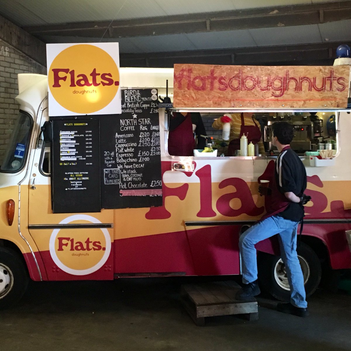 Buckle up #Derby, for you have spoken. Yes, the public vote 🗳 is here... Doughnuts have a new look, because <a href="/flatsdoughnuts/">flatsdoughnuts</a> have gone and done it, pipping @sonoratacosuk to the post, with <a href="/Dans_Kitchen/">The Flying Cows</a> landing in a very respectable third.