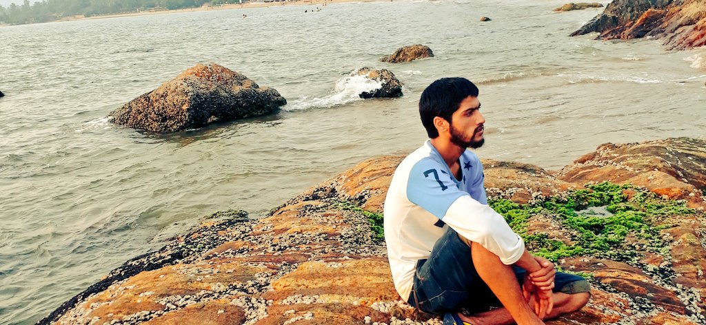 Devil46376342's tweet image. You was leave my hand when I was need you lot of that time Thanks a lot for broke me putr...#hoii