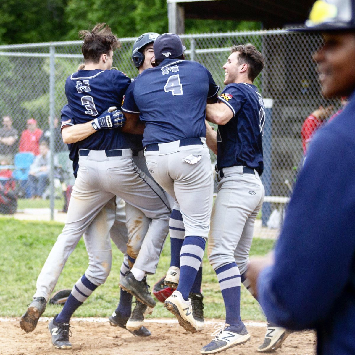Reels29's tweet photo. Marriott's Ridge wins in walk off fashion, beating Glenelg 6-5, in the Sectional Semi Final. Ridge will host Wilde Lake on Tuesday @MRHSbaseball1
@BaltSunSports #hocobaseball #highschoolsports #highschoolbaseball #howardcountytimes #msabc #mpssaa #pbrmaryland https://t.co/ldCl1ob6DR