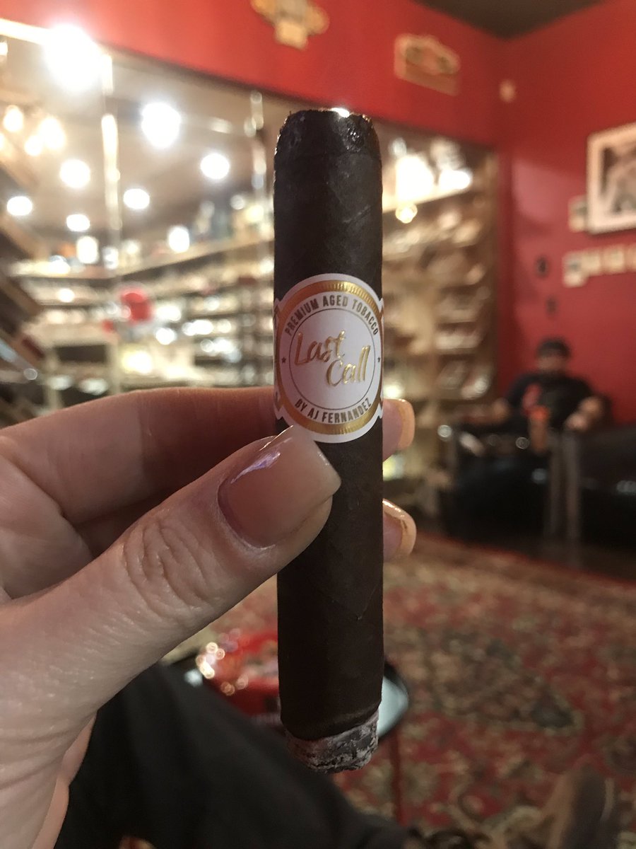 Trying out this #AJFernandez #Lastcall at my favorite #cigarlounge in Brooklyn @ConquistadorCig @samirn112 @mattyrock2k @CigarChairman @The_DonFonseca @keepmovin2019