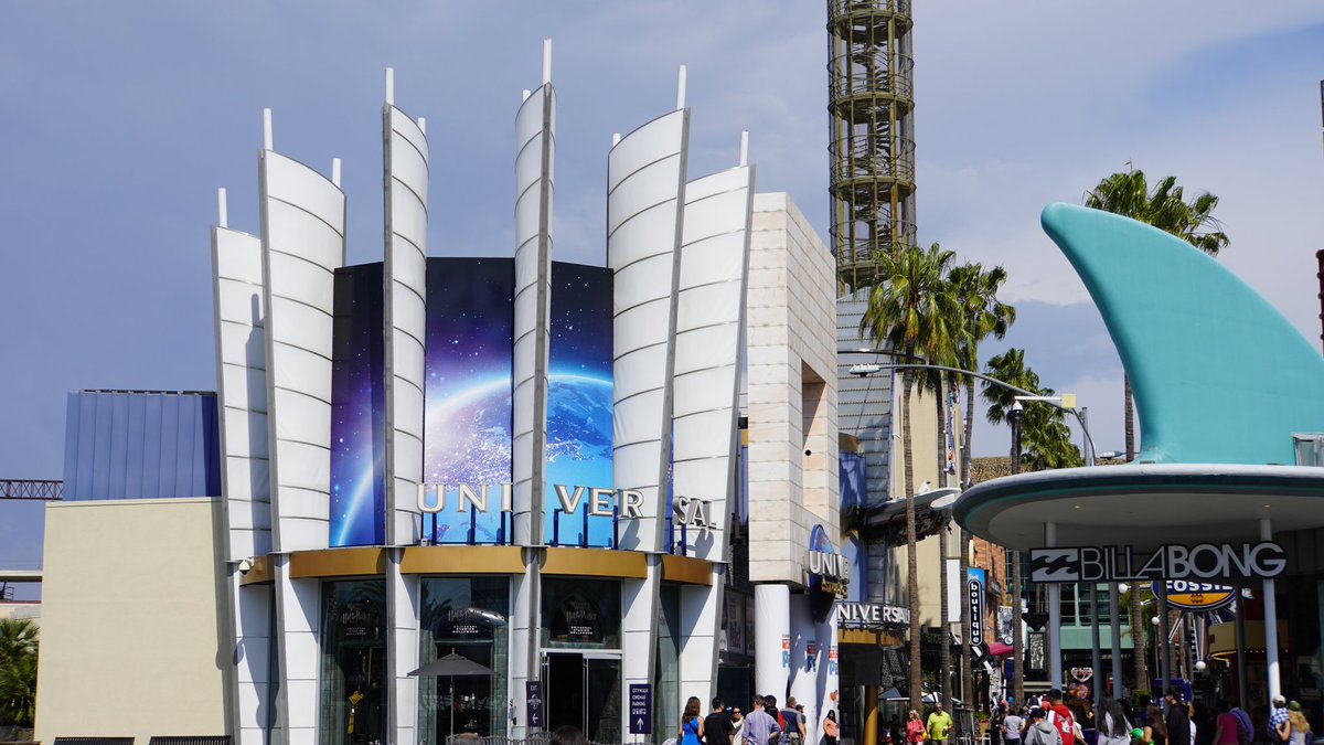 Ground view of the Universal store in CityWalk and aerial of that area.