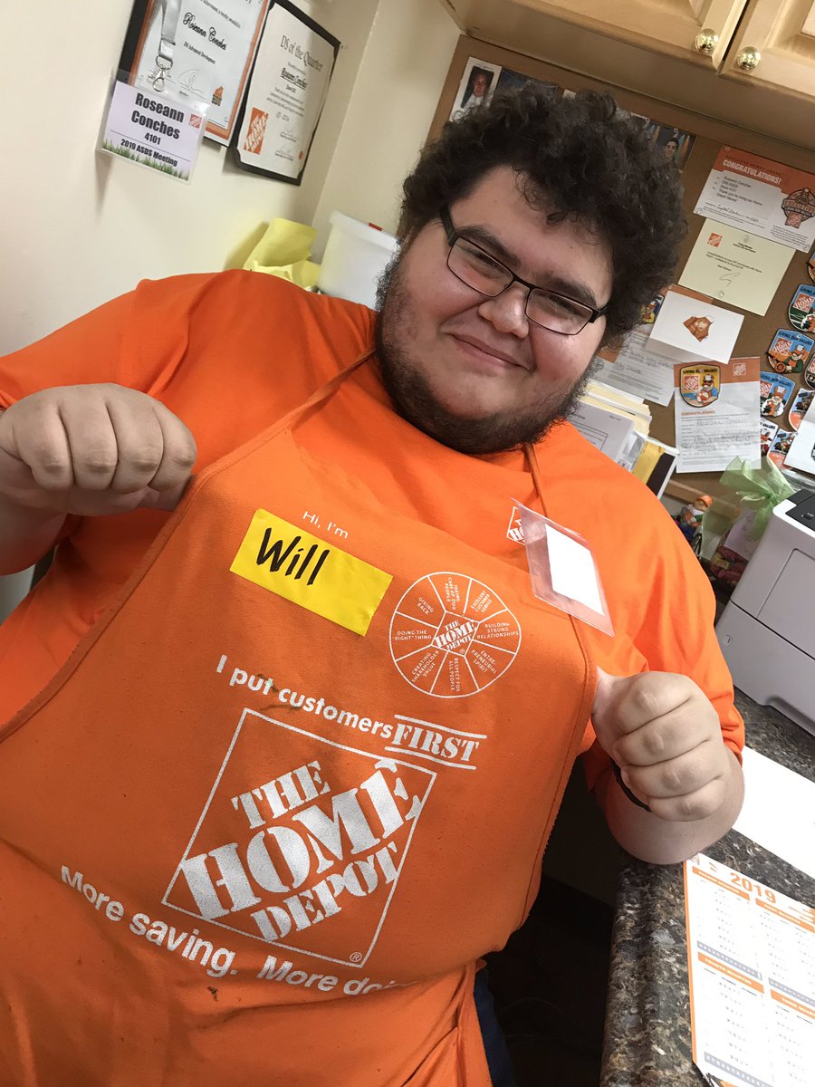 KristaMckinstry's tweet image. #TheRealSouthPhilly #Theredtapeisoff #30daycheckin Cashiers Will and China all checked in and ready to take on their next 30 days! Keep up the great work!! @Lorrainbutler @Roseann74 @dennison_bryan