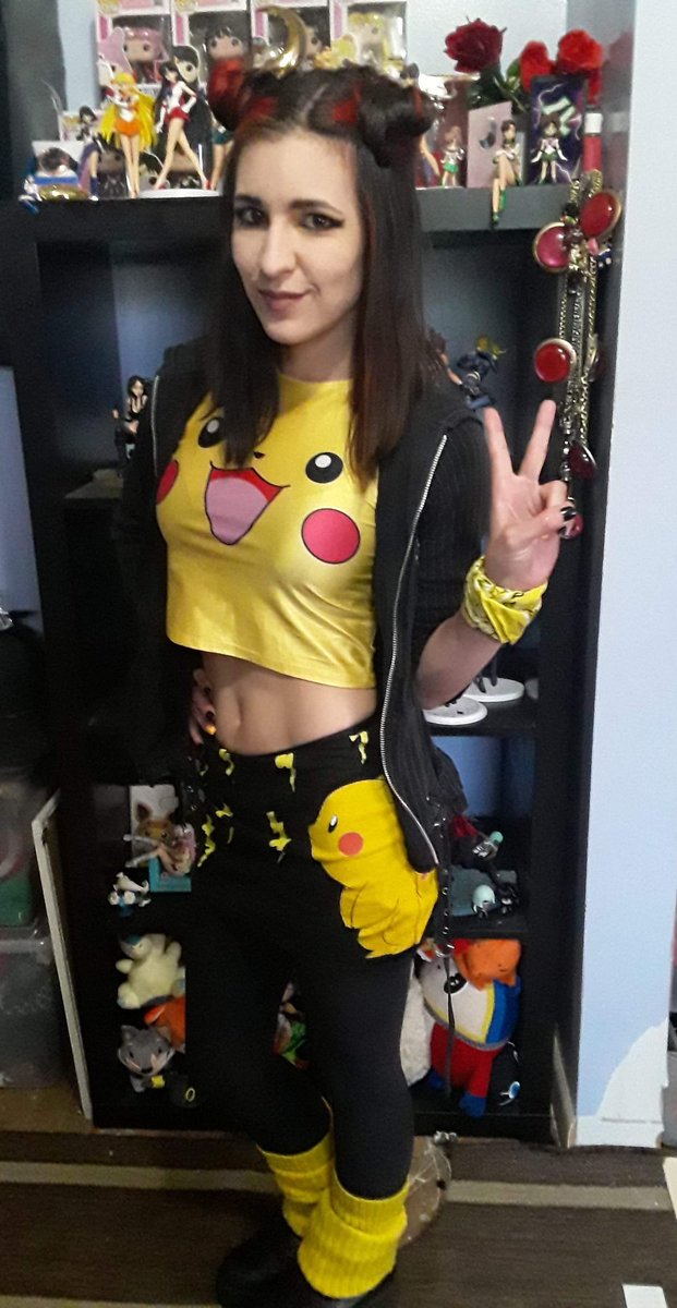 Nikkij212010's tweet photo. And a bonus adorably nerdy pic of Brittany Blake wearing  a Pikachu top she wore when she went to see Detective Pikachu last night https://t.co/mzhVfepBRa