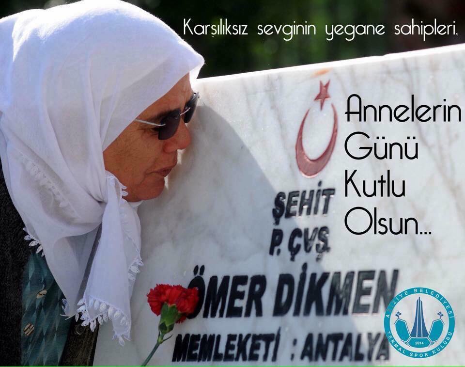 aziziyetermal's tweet photo. Karşılıksız sevginin yegane sahipleri ANNE !
#AnnelerGünü kutlu olsun https://t.co/eQpekGUn3o