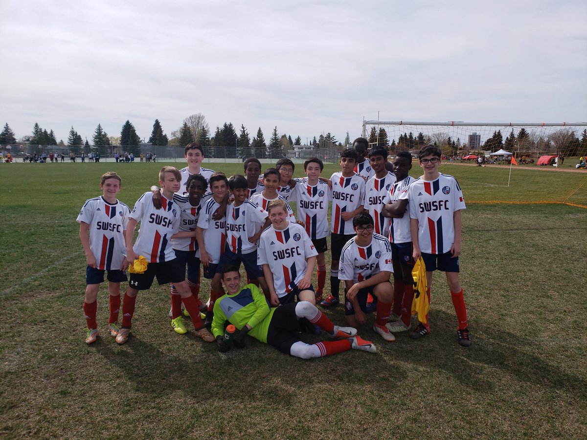 CoachArmandoSL's tweet photo. Great first game boys! @swstingfc U15 Boys (4) vs. Millwoods Selects (2). 10/5/19 #SoccerPasion https://t.co/0SifZO30xX