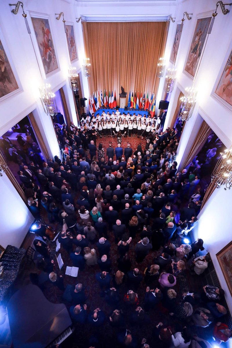 KNFSH2007's tweet photo. EU Ambassador Luigi Soreca welcomed heads of religious communities and many other distinguished guests were among the invites.   
#EuropeWeek2019

@LSorecaEU @KMSH1923 @Autoqefale @GentiKruja @DomGjergji https://t.co/h91FuKmlwL