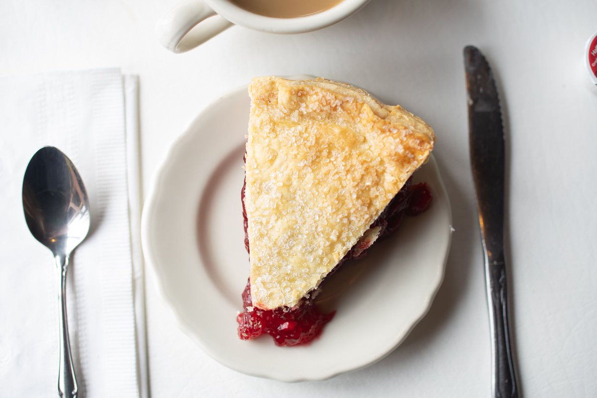 Looking for last minute Mother's Day gifts? We think the best gifts come in the form of experiences - and Mother's Day at Amish Acres provides just that! 

This year, moms get a FREE theatre ticket with purchase of Threshers Dinner! 
Learn more at buff.ly/2PtEYch!