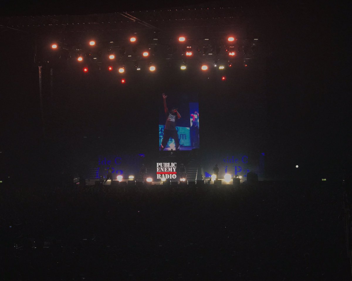 state_ov_mind's tweet photo. Wu and Public Enemy at Wembley 👐 #WuTang #PublicEnemy https://t.co/HMvBkjPijy