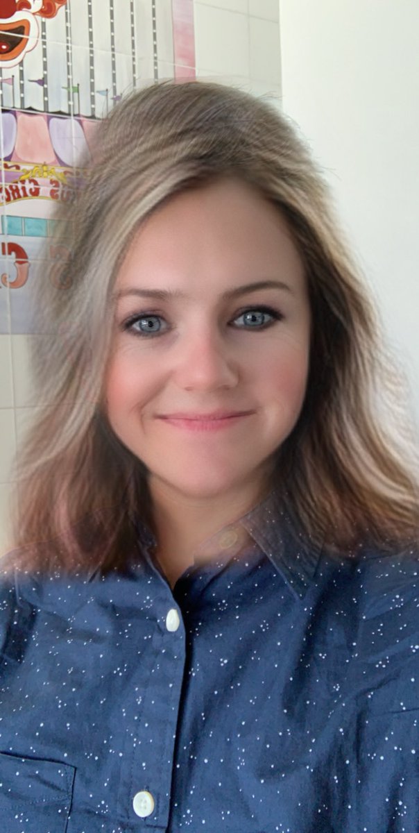jaredmecham's tweet photo. One of these photos is my sister. The other one is of me with that Snapchat filter.  Still kind of scared that I can't tell. 😱😂 https://t.co/N5UQ5wC6jv