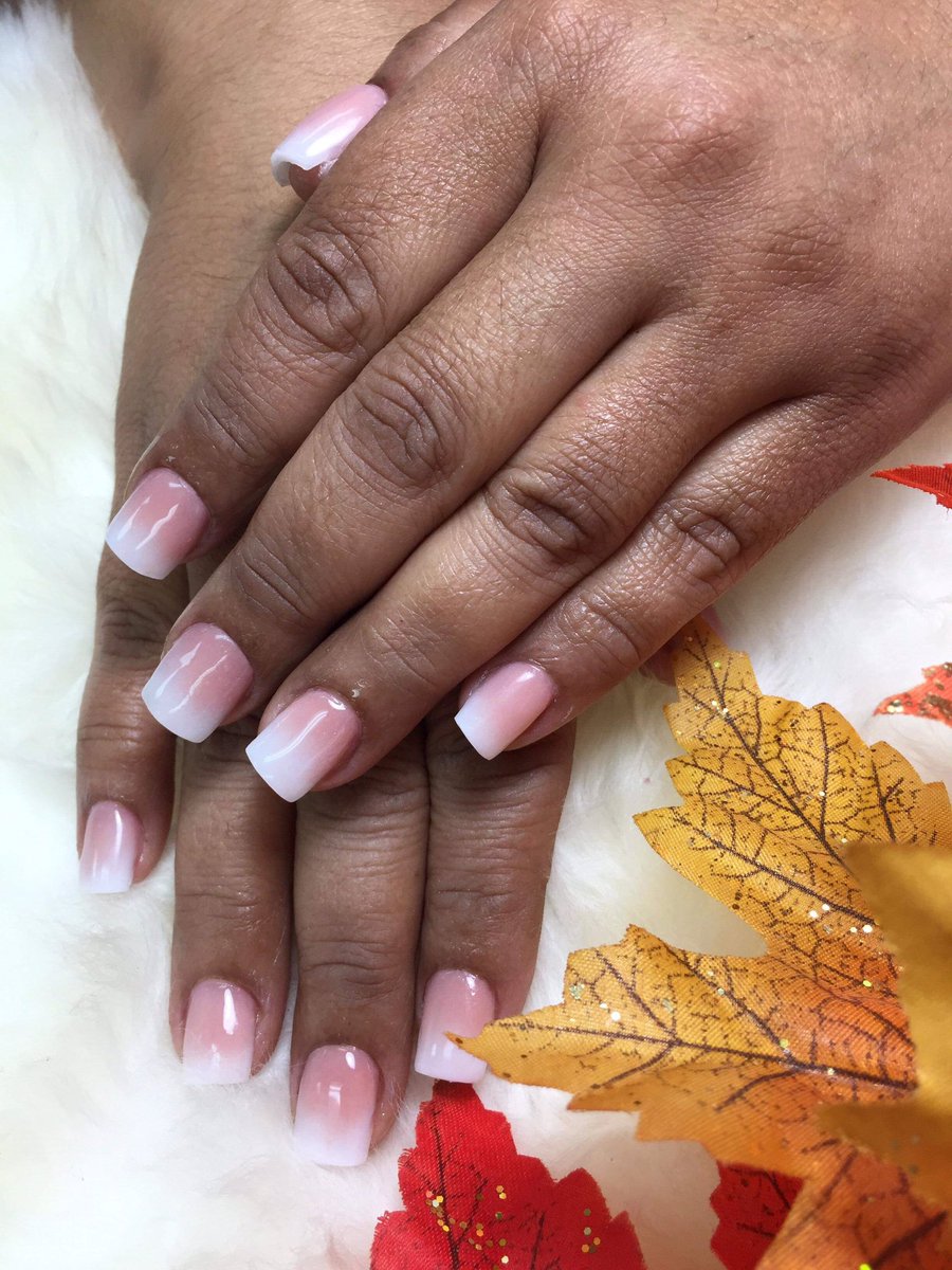 EdisonNails's tweet image. Simple &amp;amp; natural