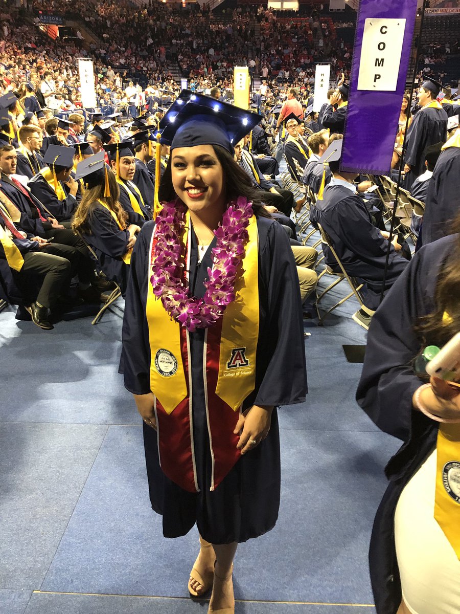 mariarusso911's tweet photo. So proud of Michaela Russo!  It’s OFFICIAL!!! 👩🏻‍🎓#cosgrads2019 https://t.co/DDRyc0yCQr