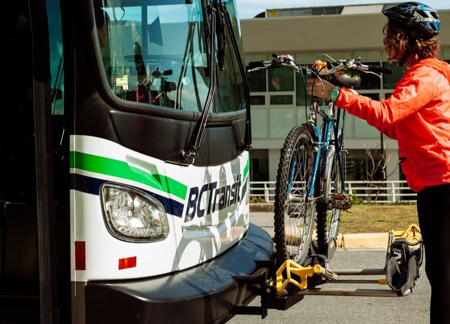 KamloopsBTWW's tweet photo. Bus transit in #Kamloops will be free for cyclists this #Bike2Work and #Bike2School Week (May 27th to June 2nd)! Just show the driver your bike or helmet 🚏🚴‍♂️ 

Thank you @BCTransit and the @cityofkamloops for making this possible! https://t.co/wy51WesNVK