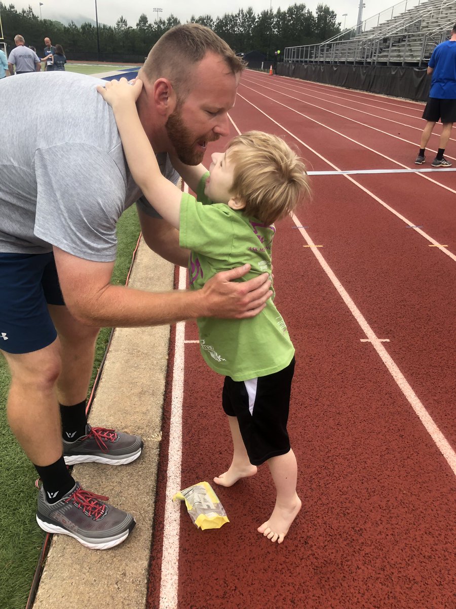 k_h_ely's tweet photo. Despite the weather, another great @angelman Walk done! We are so grateful for our friends/family who constantly support @coachEly, Stetson and I. Huge thank you to @mtparanschool for hosting and providing the BEST volunteers. Thank you isn’t enough! More pics to come! https://t.co/6xQAaFNJFr