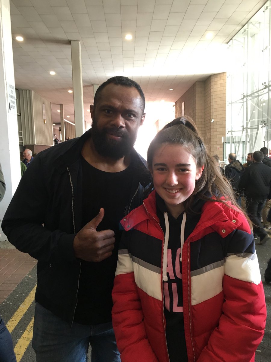 A truly fantastic day at SJP today for the Champion Cup Final. Made even more special for Anna meeting one of her ⁦@FalconsRugby⁩ heroes ⁦@VGoneva⁩ 
#rugbylegend