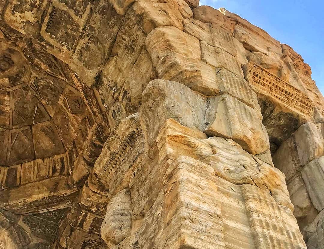 beautiful_libya's tweet photo. The Arch of Marcus Aurelius. @abrar_bayoud
.
#architecture #old #history #minimal #landmarks #ruins #greek #style #design #columns #civization #empire #urban #city#photo #pic #picture #design #art #beautiful #arc #ليبيا #libya #tripoli #roman #empire https://t.co/7ANc4NEwIA