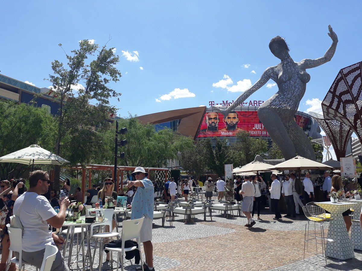 #PicnicatThePark has been a great afternoon! Who did you picnic with?