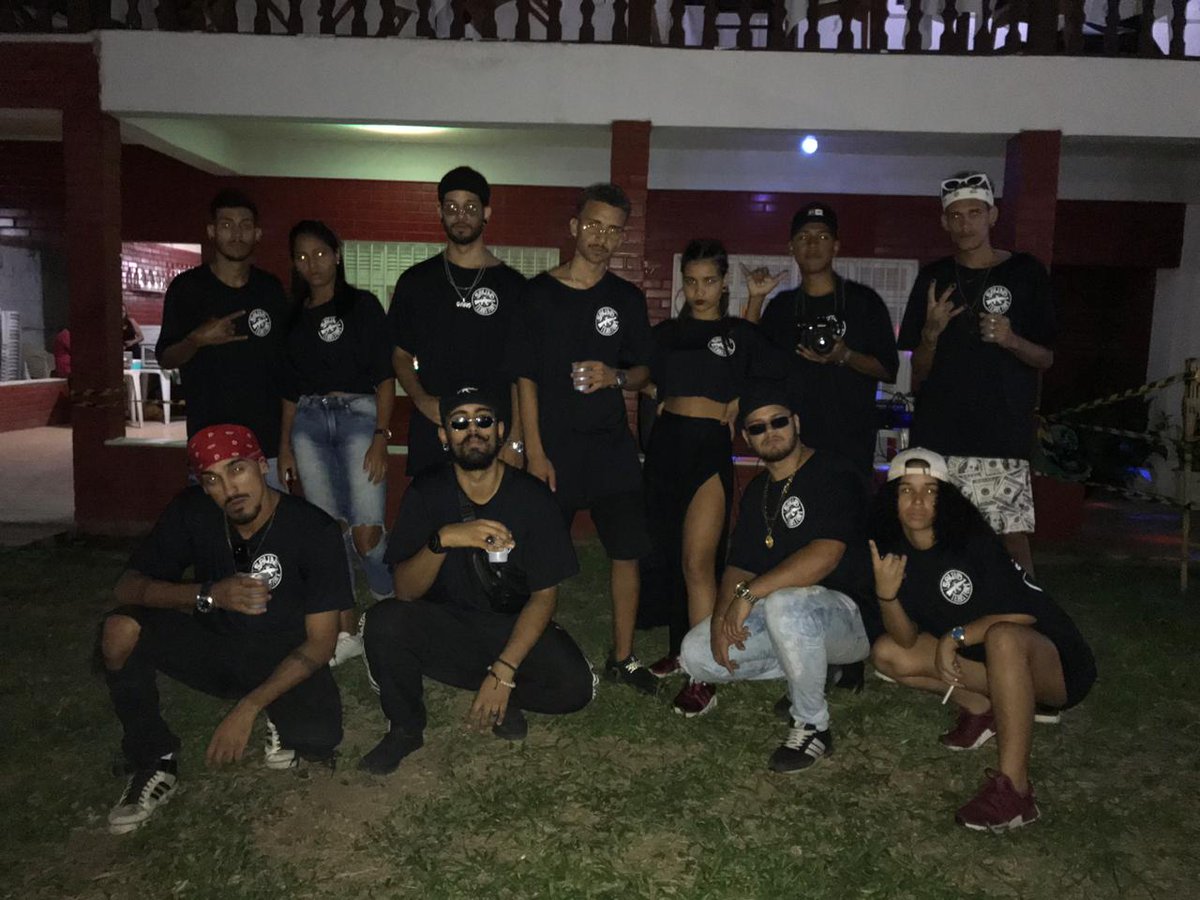 skadi_____'s tweet photo. showzin em Rio das Ostras da Sound Of Territory tá? https://t.co/VeXjXJlpUa